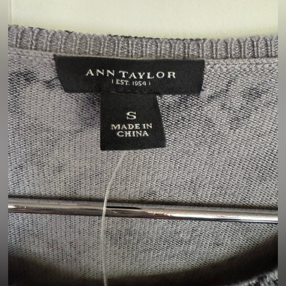 NWT Ann Taylor Cardigan - Picture 8 of 8